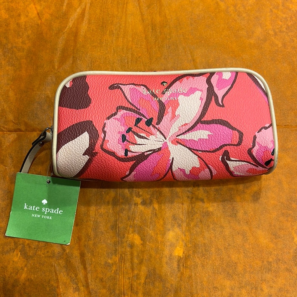New never used Kate Spade makeup bag
